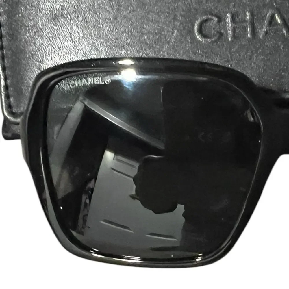 CHANEL sunglasses